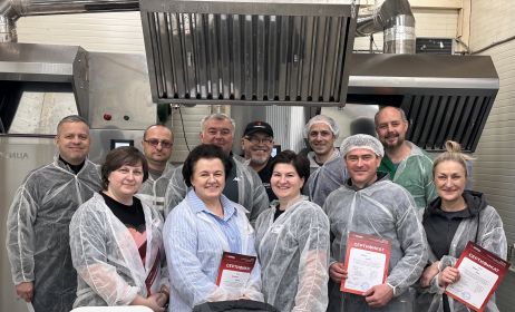 Рыба горячего и холодного копчения от Ижицы