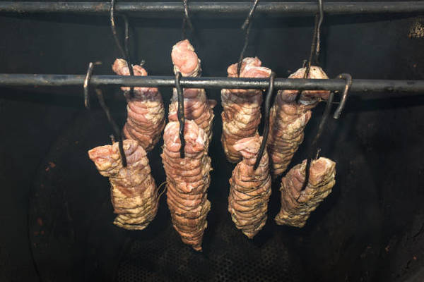 традиционный процесс копчения мяса