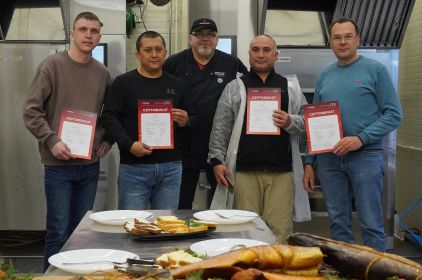 Рыба горячего и холодного копчения от Ижицы