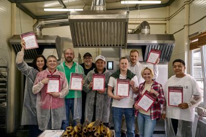 Рыба горячего и холодного копчения от Ижицы